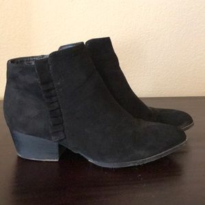 Black 8.5 booties. Only worn once. Good condition.